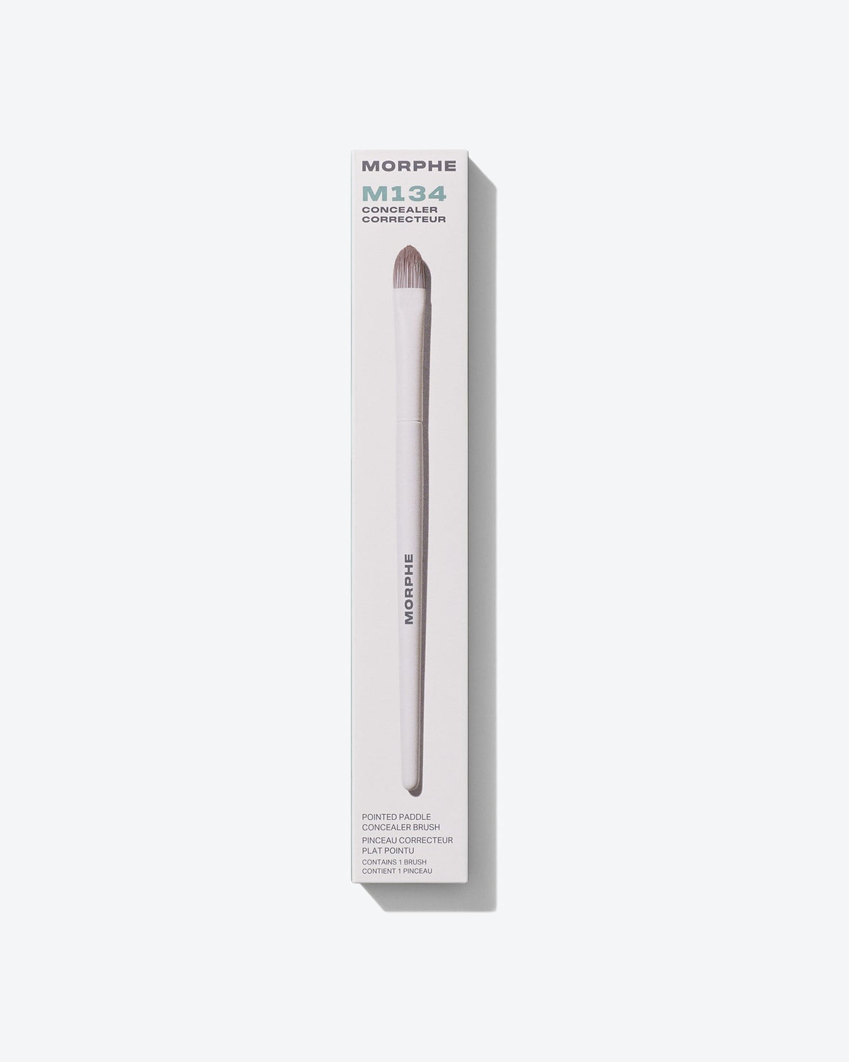M134 Pointed Paddle Concealer Brush, vista 2