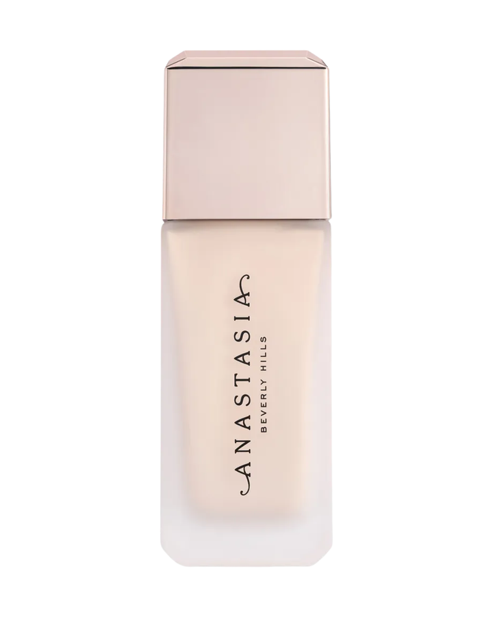 Impeccable Blurring Second-Skin Matte Foundation