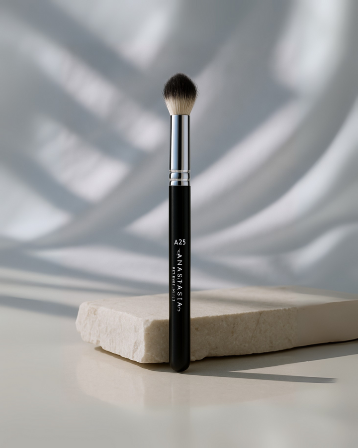 A25 Pro Brush - Tapered Blending Brush