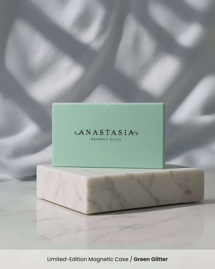 Limited-Edition Magnetic Case