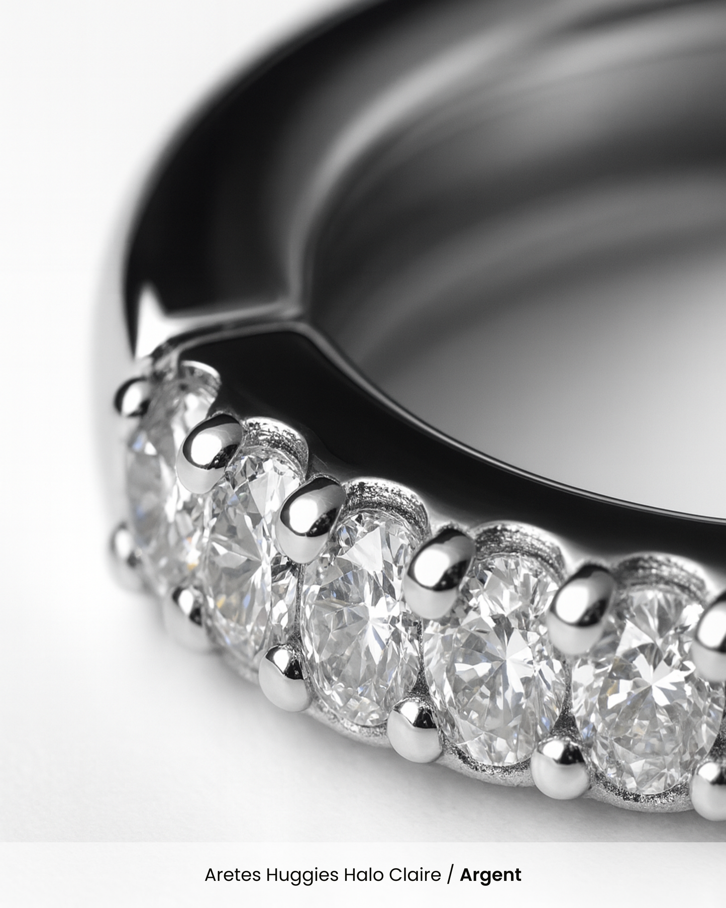 Aretes Huggies Halo Claire