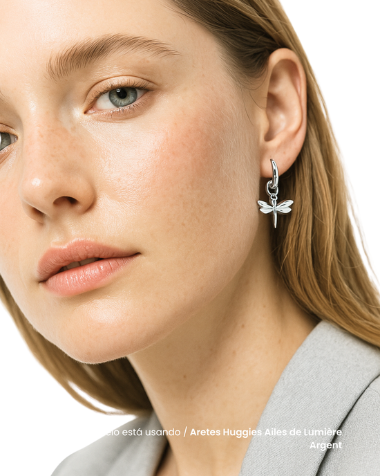 Aretes Huggies Ailes de Lumière