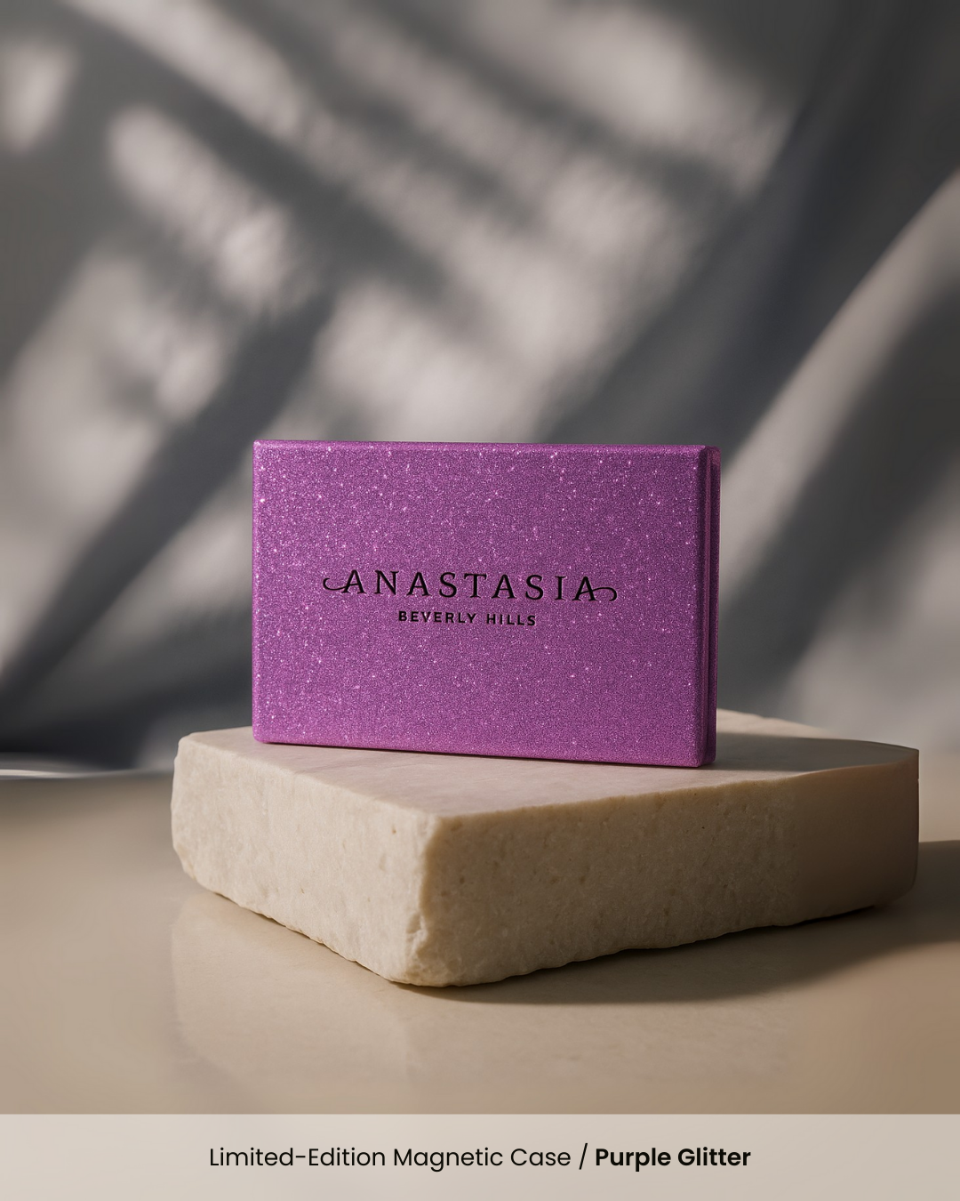 Limited-Edition Magnetic Case