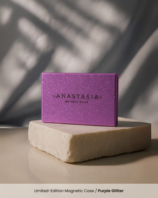 Limited-Edition Magnetic Case