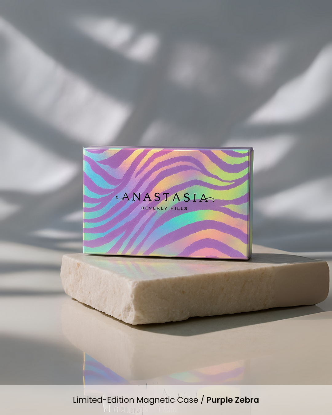 Limited-Edition Magnetic Case