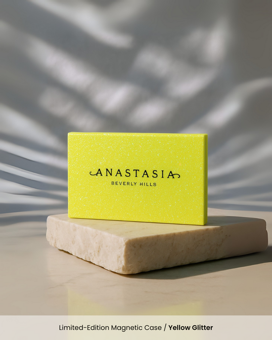 Limited-Edition Magnetic Case