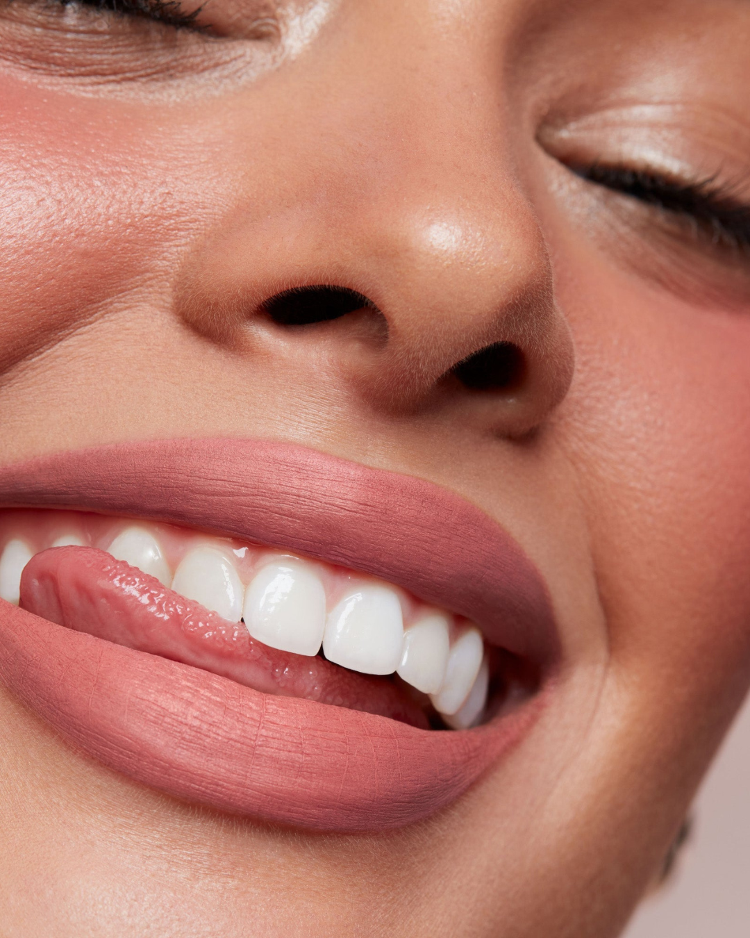 Major Headlines Matte Suede Lipstick