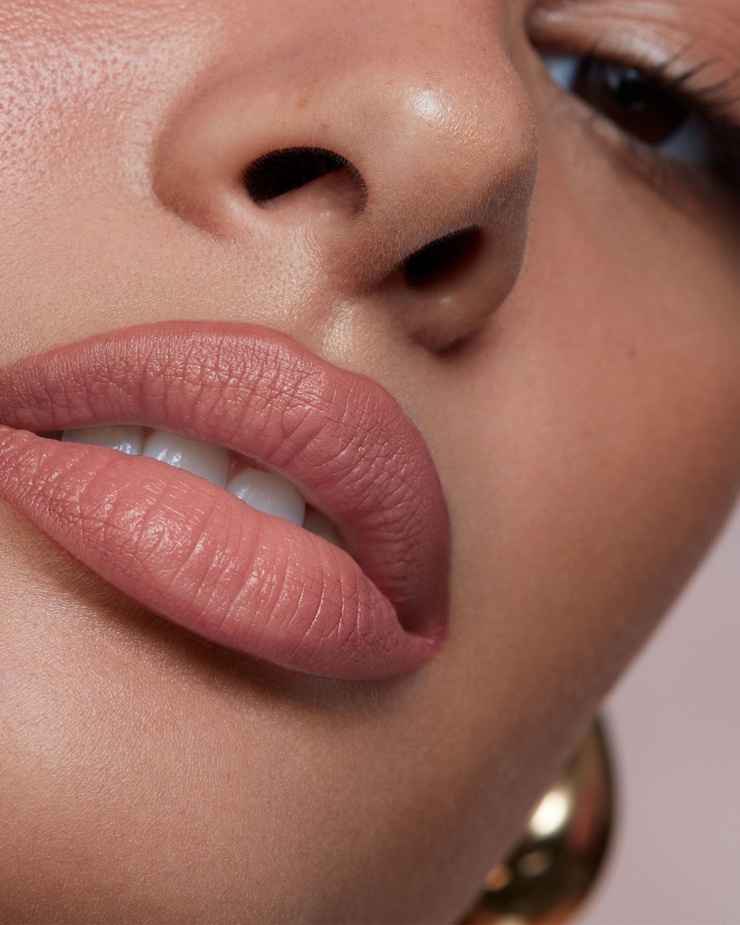 Major Headlines Matte Suede Lipstick
