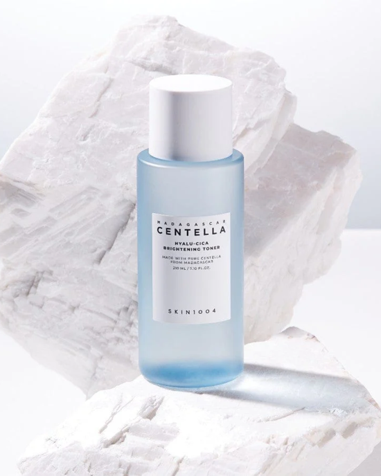 Hyalu-Cica Brightening Toner