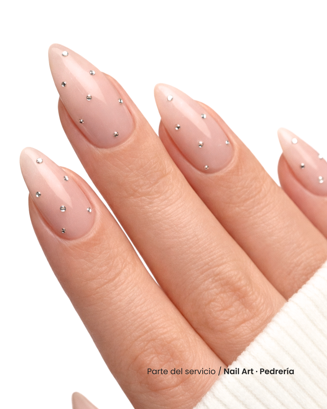 Nail Art · Swarovski crystals