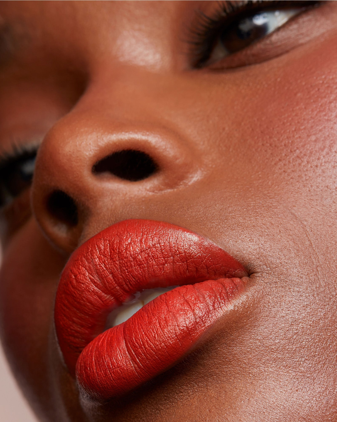 Major Headlines Matte Suede Lipstick
