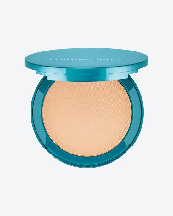 Natural Finish Mineral Foundation SPF 20, vista 2