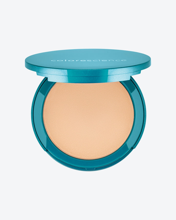 Natural Finish Mineral Foundation SPF 20, vista 2