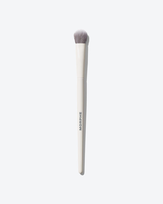 M131 Rounded Paddle Concealer Brush
