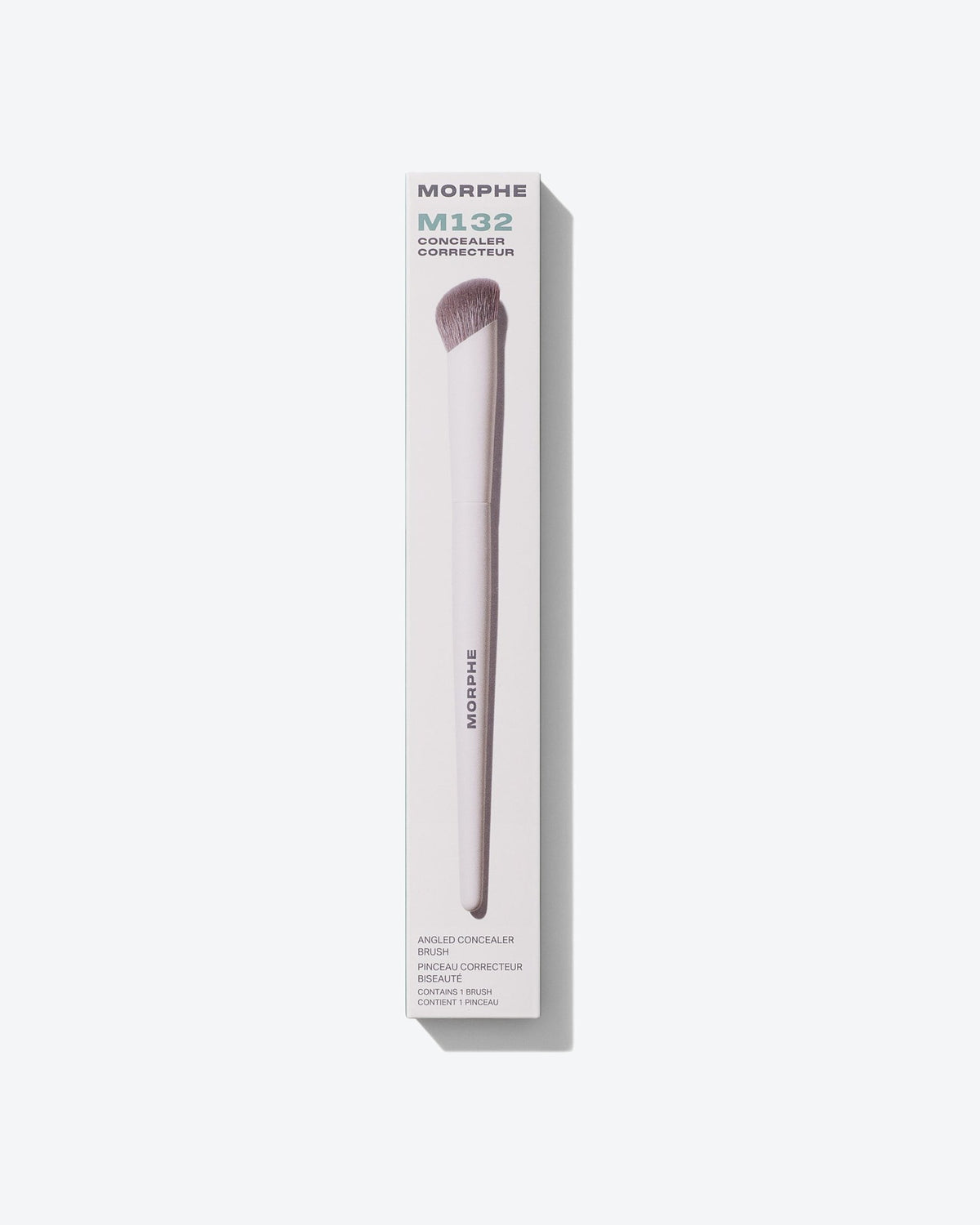 M132 Angled Concealer Brush, vista 2
