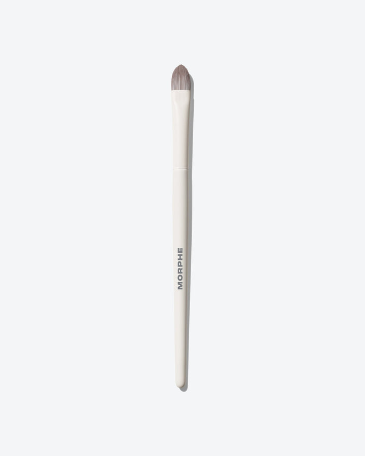 M134 Pointed Paddle Concealer Brush