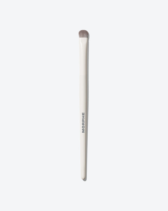 M302 Medium Paddle Packer Eyeshadow Brush