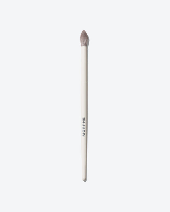 M331 Tapered Blender Eyeshadow Brush