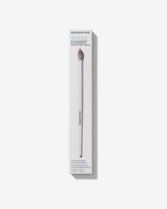 M331 Tapered Blender Eyeshadow Brush, vista 2